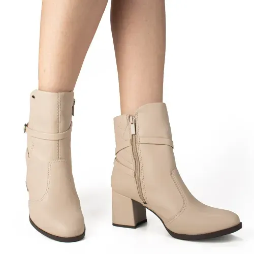 Bota Dakota  de Cano Curto Bege Claro