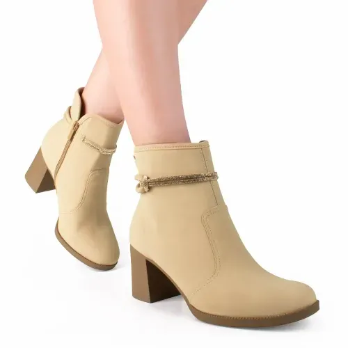 Bota Dakota de Cano Curto Bege