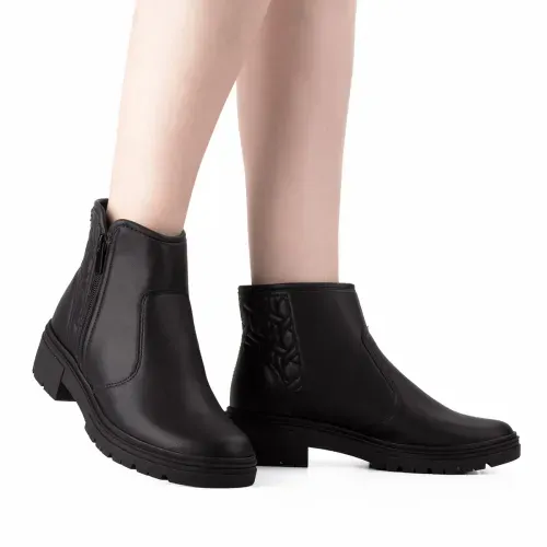 Bota Dakota de Cano Curto Preta