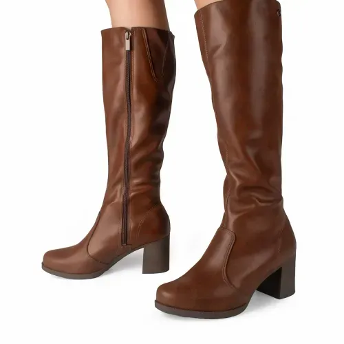 Bota Dakota de Cano Longo Marrom