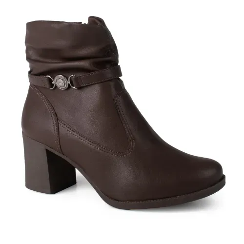 Bota Dakota de Cano Curto Marrom