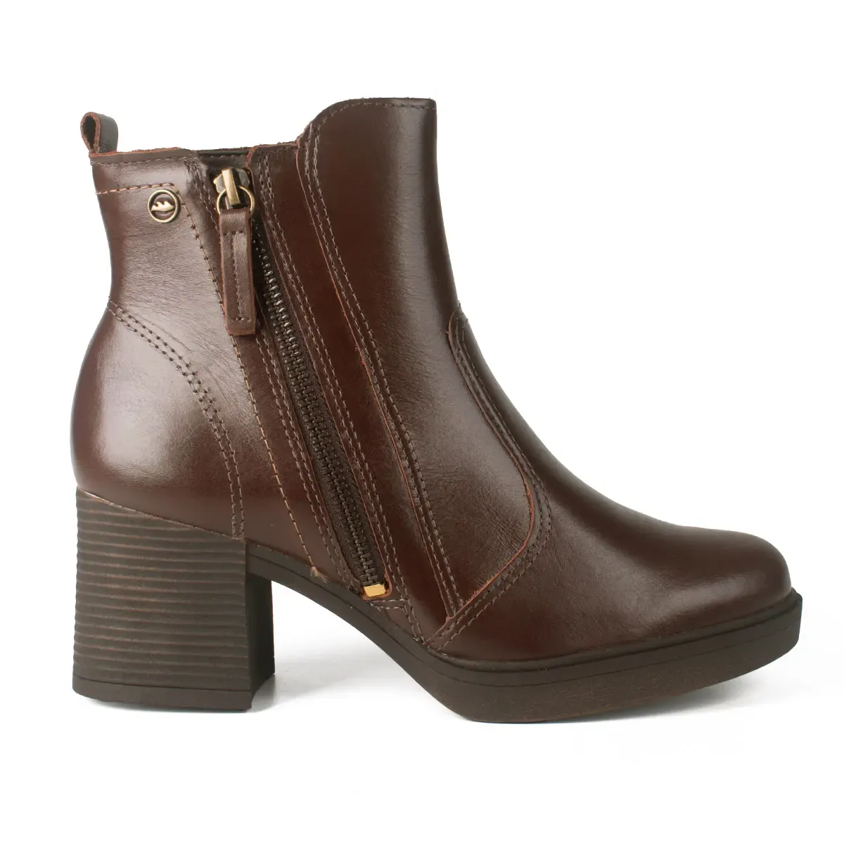 Bota Dakota de Cano Curto em Couro Marrom