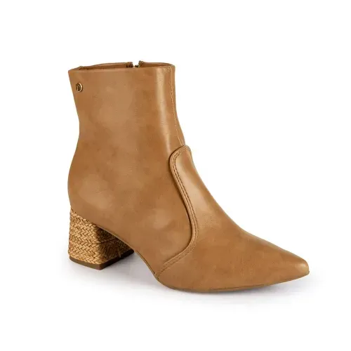 Bota Tanara de Cano Curto Caramelo