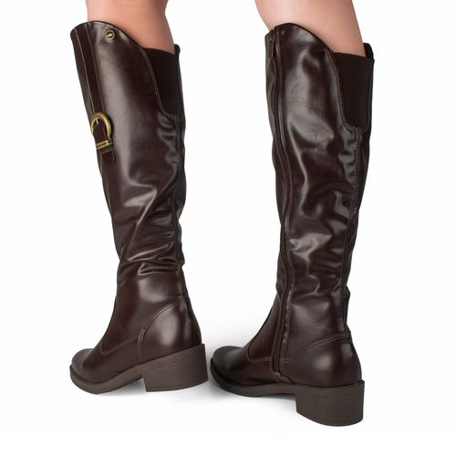 Bota Dakota de Cano Longo Marrom