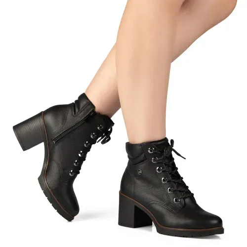 Bota Coturno Dakota em Couro Preta