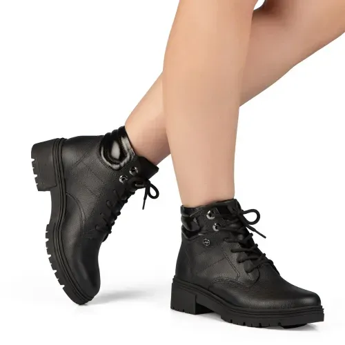 Bota Coturno Dakota em Couro Preta