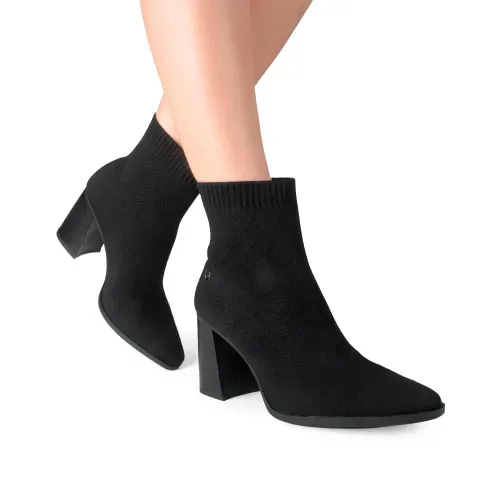 Bota Dakota de Cano Curto Preta
